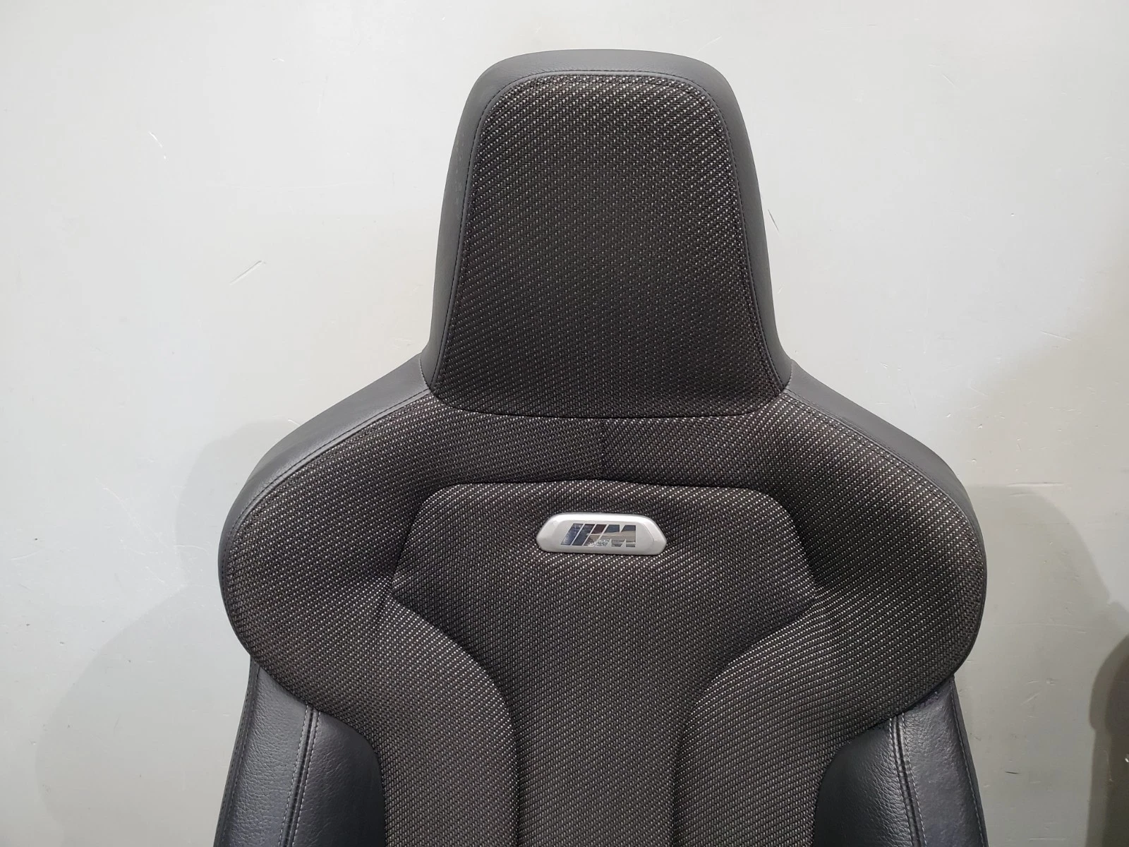 BMW F82 Driver Passenger Seats BMW F82 Driver Passenger Seats
